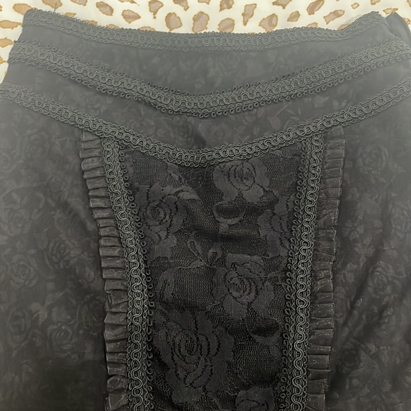 A beautiful gothic Lolita Ruffled Pencil Skirt S - Picture 8 of 11